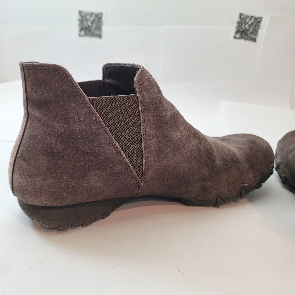 Skechers‎ Reggae Fest Moro Ankle Boots Women Brown Suede Relaxed Fit 44952